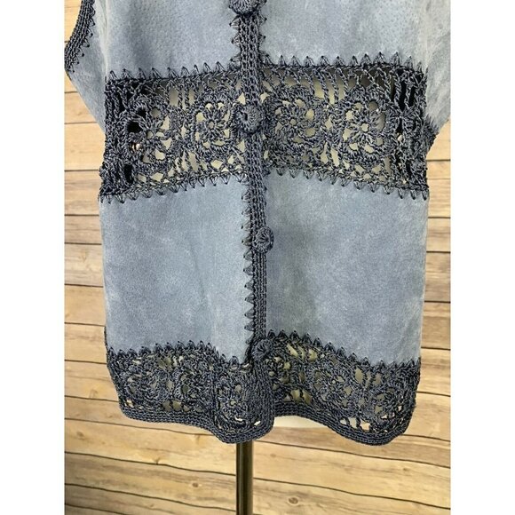 Fred Thomas Large Suede Leather Crocheted Vest - Picture 2 of 9
